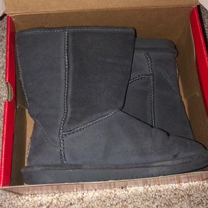 Heather grey bear paw boots